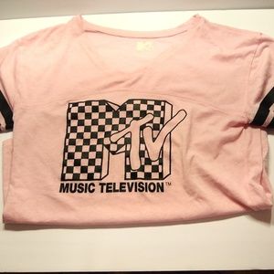 Pink MTV short sleeve high low shirt size large